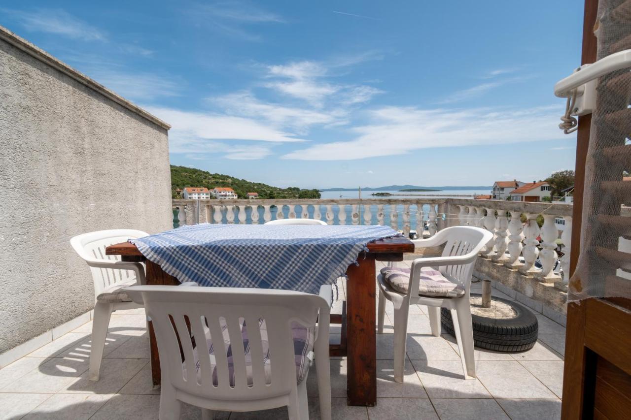 Apartments By The Sea Zaglav, Dugi Otok - 17788 Сали Экстерьер фото
